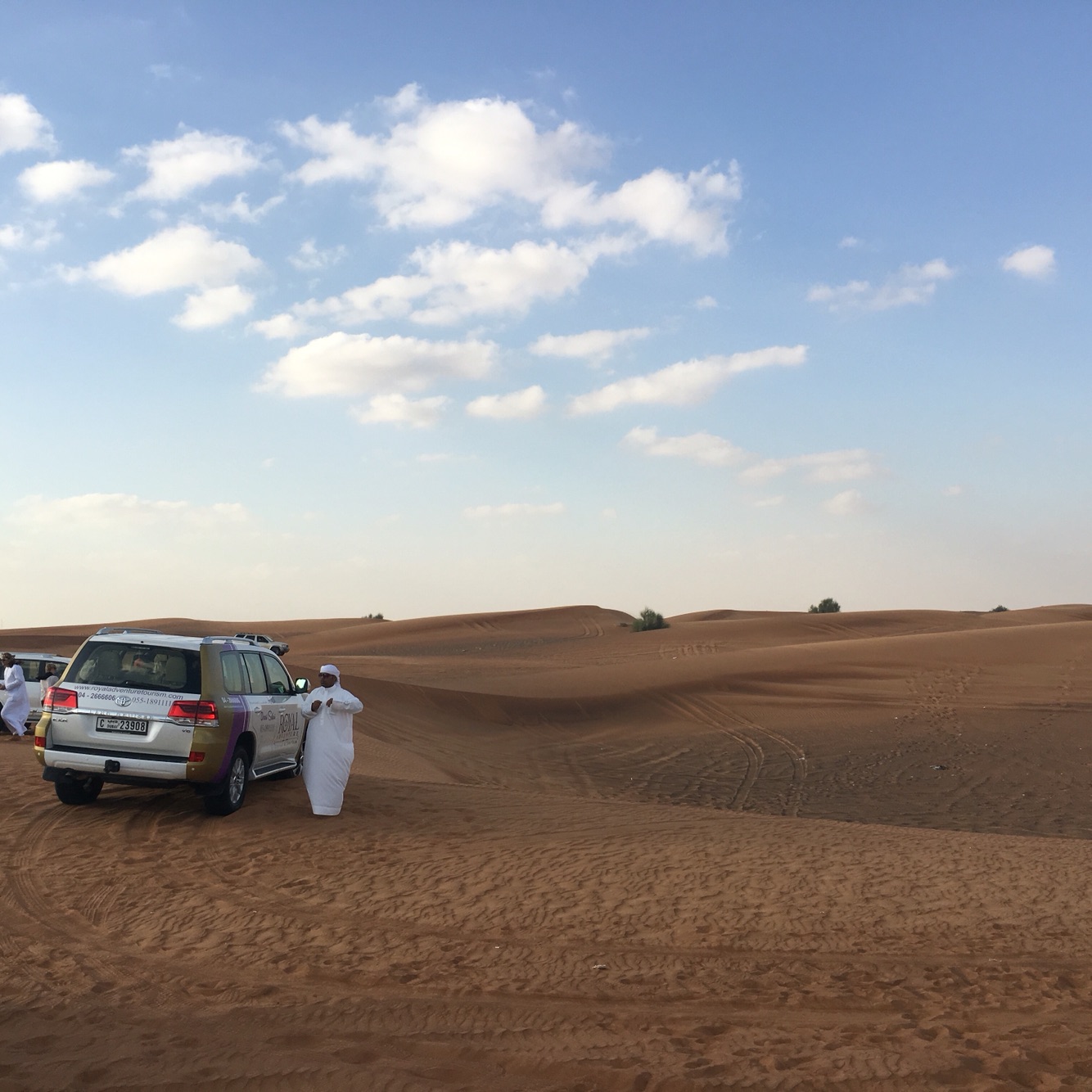 迪拜-沙迦-阿布扎比5晚6日游 EK早航班\/5晚香