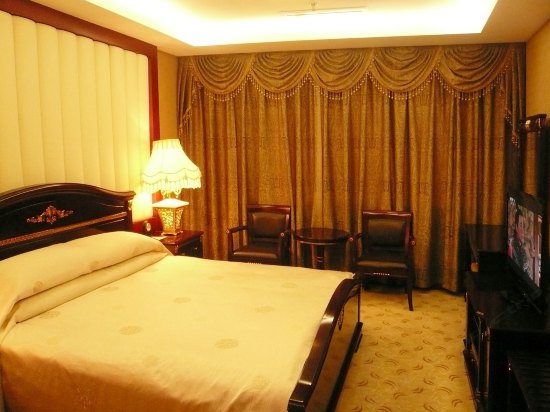 hotelPic