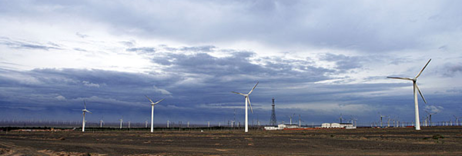 柴窝堡湖风力发电