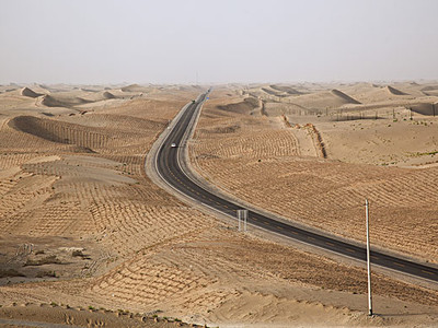 塔里木沙漠公路1