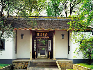 湖南張家界旅游要多少錢跟團_湖南張家界報團多少錢_湖南張家界旅游組團