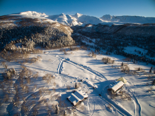 東北長(zhǎng)白山自由行還是跟團(tuán)好_怎么去東北長(zhǎng)白山旅游_旅游團(tuán)東北長(zhǎng)白山