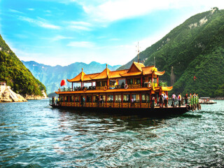 湖北三峽游跟團_湖北三峽旅游花費一般多少_去湖北三峽旅游多少錢
