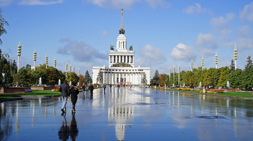 俄罗斯6晚8日游 沈阳包机直飞,含卧铺列车,冬宫