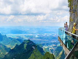 去湖南張家界旅游要多少錢_去湖南張家界旅游多少錢_去湖南張家界旅游怎么走