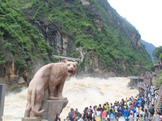 香格里拉特价旅游团报价_香格里拉旅游包团价格_去香格里拉旅游团报价