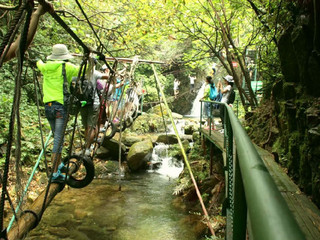 [五一] 清远古龙峡猛龙漂流2日游>万丈悬崖探险,北江小三峡,入住银盏