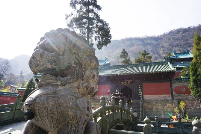 离开了逍遥谷,这一站我们到了紫霄宫,据说是武当山上保存的最完美的