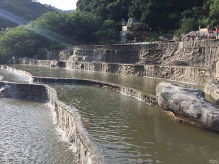 [端午 厦门同安金光湖空中走廊1日游>看野人表演 泼水狂欢