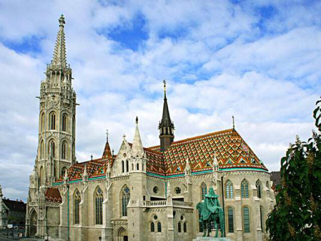 <瑞士一地+采尔马特+温泉9日游