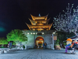 云南大理麗江旅游組團(tuán)_云南大理麗江最適合旅游的季節(jié)_國(guó)慶云南大理麗江游價(jià)格