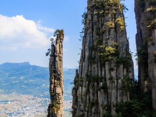 赴恩施大峡谷-神农架-大九湖-武当山旅游价格_恩施大峡谷-神农架-大九湖-武当山7日游_恩施大峡谷-神农架-大九湖-武当山旅游线路