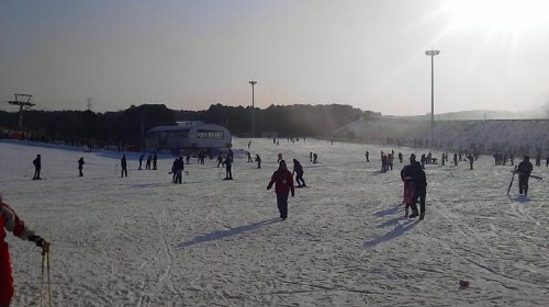  沈阳棋盘山滑雪夜场门票游>