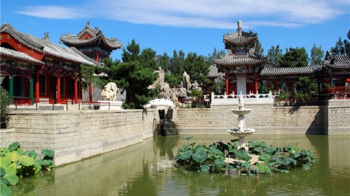  北京双高5日游>途牛成团,专享holiday inn酒店,赠送艺麓园京北小故宫