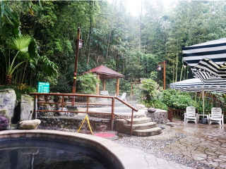  西岭雪山温泉自驾2日游>宿川渝庭院送花水湾樱花温泉