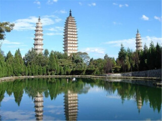 云南大理麗江旅游組團(tuán)_云南大理麗江最適合旅游的季節(jié)_國(guó)慶云南大理麗江游價(jià)格