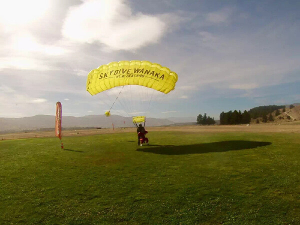 澳新旅游带什么特产回国送人_澳新特色伴手礼