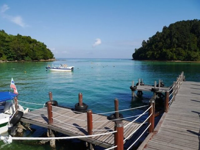 http:\/\/www.tuniu.com\/tour\/210101120