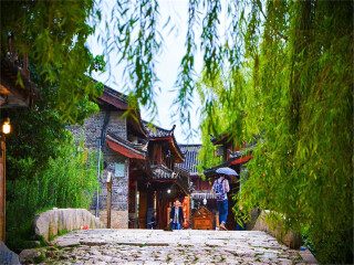 云南麗江旅行跟團_2021年云南麗江旅游團報價_云南麗江自由行旅游團