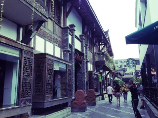 都江堰旅游團報價2021_都江堰游組團_都江堰旅游價格