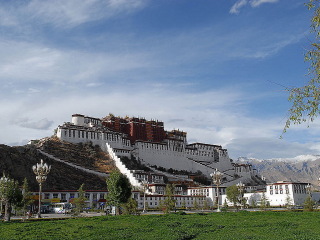 西藏游花多少錢_西藏跟團還是自由行_西藏旅游一次多少錢