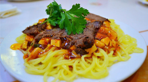 【赠送敦煌经典美食-驴肉黄面】<敦煌莫高窟+鸣沙山月牙泉一日游>_全国出发_途牛