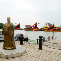 吴营码头和诸葛亮铜像