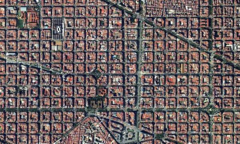 游记 我在巴塞罗那,看到一些奇怪的街道和房子