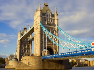 英國旅游需要多少錢_英國報團多少錢_現(xiàn)在到英國旅游多少錢