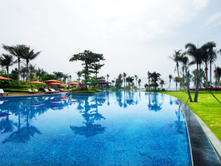 海南三亞私人定制旅游_海南三亞跟團(tuán)還是自由行_香港旅游團(tuán)海南三亞