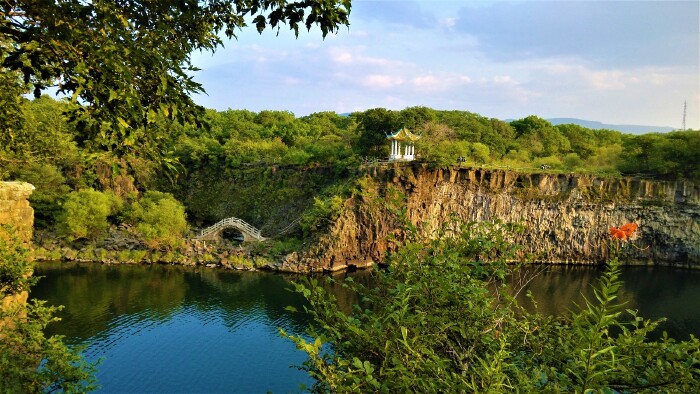 镜泊湖森林公园内部风景
