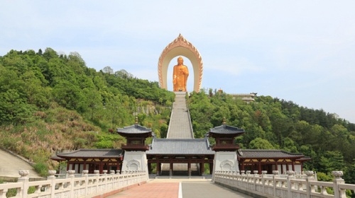  庐山三叠泉瀑布-东林大佛-温泉水上乐园2日游>望庐山