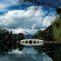 黑龙潭公园