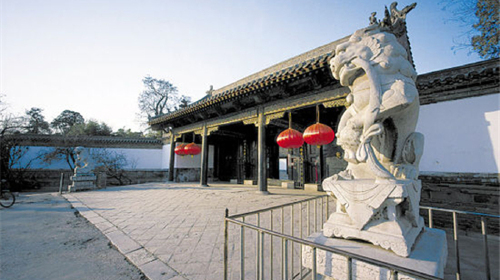  济南趵突泉-曲阜三孔-泰山双高3日游>祈福纳祥,视觉盛宴含国家瑰宝