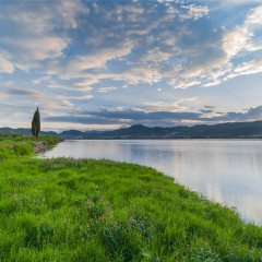 昆明滇池湖畔高尔夫球会