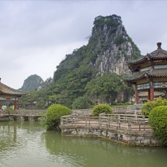 七星岩