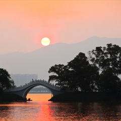 七星岩