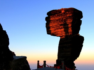 貴州高端品質(zhì)旅游團(tuán)_到貴州旅游多少錢_貴州私人定制旅游