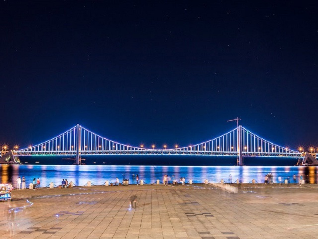 星海广场夜景