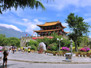 云南大理麗江旅游大約多少錢_云南大理麗江游跟團(tuán)多少錢_到云南大理麗江旅游多少錢