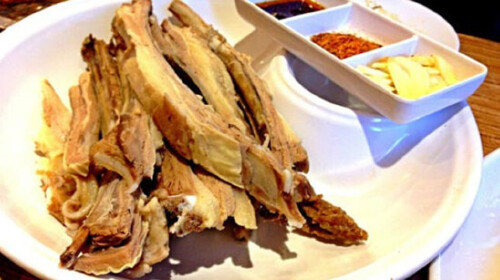  塔尔寺-互助土族彩虹部落1日游>赠送体验高尔夫