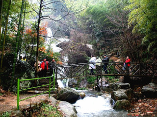  余杭-山沟沟景区-彩虹谷自驾2日游宿余杭黎鹰乡村牧场酒店