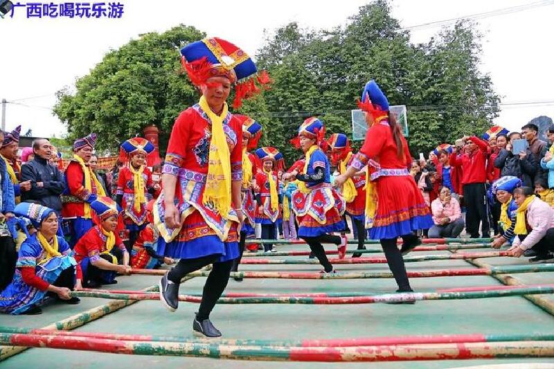 探春#中国白头叶猴之乡举办三月三·祭壮祖,千人共享