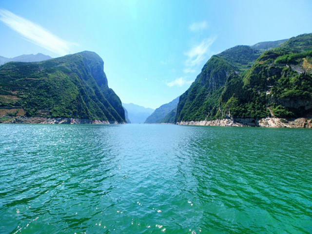  宜昌-三峡大坝-长江三峡-神农架-武隆-重庆双动6日游