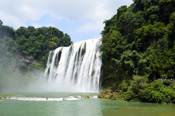 夏天去安顺旅游必备物品_夏天去安顺旅游景点推荐_夏天去安顺旅游穿衣