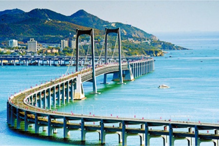 <旅顺-大连棒棰岛-滨海路-渔人码头2日游>美食之旅、大连海鲜、住舒适酒店、30层旋转餐厅、360度看大连风景 、无购物无自费