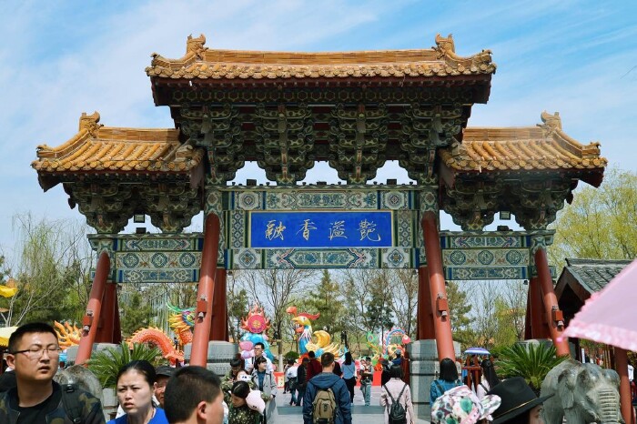 清明节 开封清明上河园半日游(途牛首发)