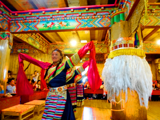 香格里拉布吉旅游_游香格里拉的价钱_近期去香格里拉旅游