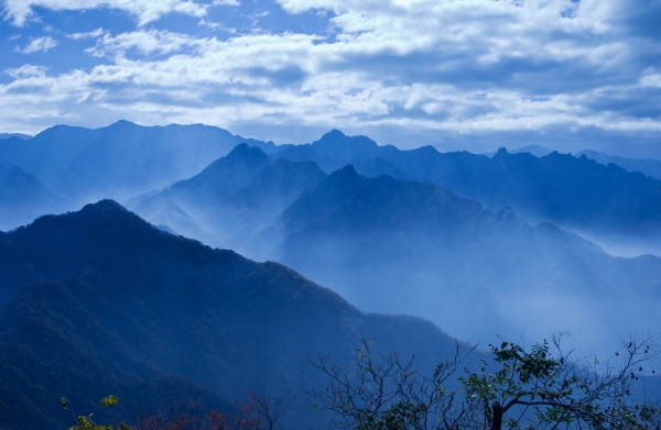 西安钟楼怎么停车、停车场
