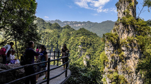  宜昌-三峡大坝-清江方山2日游>宜昌新秀,绝壁玻璃栈道,0购物